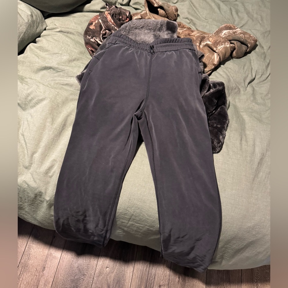 LULU LEMON FULL LENGTH SOFTSTREME PANTS